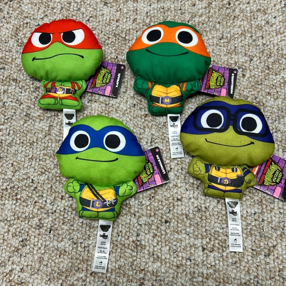 NWT (4) Nickelodeon Teenage Mutant Ninja Turtles Mutant Mayhem Plush 5”